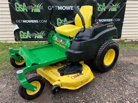 IN JOHN DEERE Z ZERO TURN MOWER WITH ONLY HOURS A MONTH Lawn Mowers For Sale