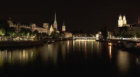 Zürich bei Nacht Foto & Bild | architektur, architektur bei nacht