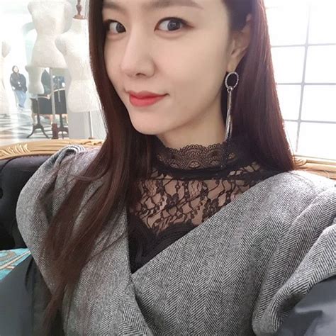 Welcome to the official facebook page of seo yea ji. Seo Ji Hye - Tribunnewswiki.com