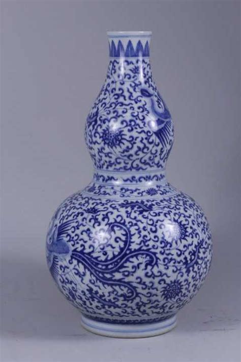 Chinese Blue And White Porcelain Double Gourd Vase