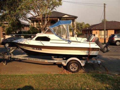 Stejcraft Fibreglass Half Cabin Cruiser Motorboats Powerboats My Xxx