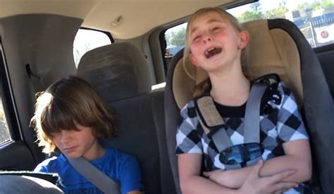 Girl Has Huge Tantrum When Her Brother Will Not Hug Her Daily Mail Online