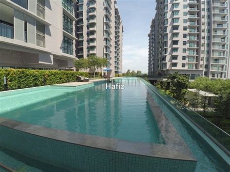 Taipan 2 damansara, 47301 petaling jaya, selangor, malaysia. Verde Serviced Residence 2+1 bedrooms for sale in Ara ...