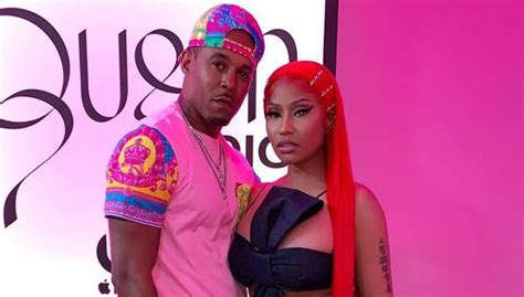 Nicki Minaj Anuncia Que Está Embarazada Con Sensuales Y Coloridas
