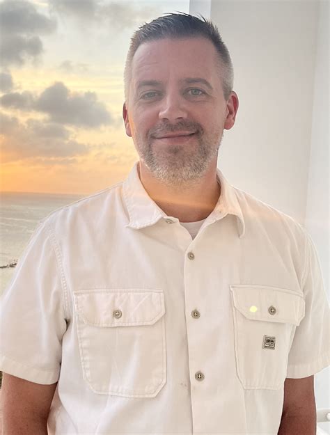 Obituary of Arthur Szyr | Clayton & McGirr Funeral Home - Proudly S...