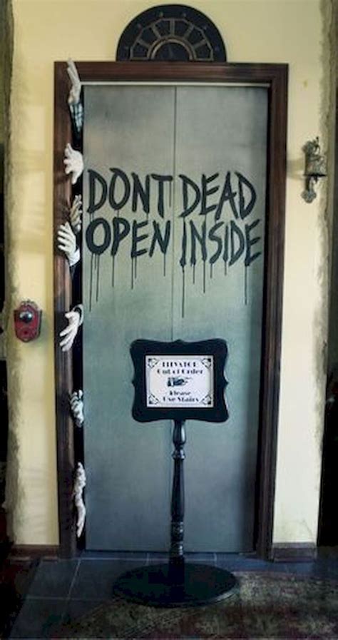 25 Best Halloween Door Decorations for 2018 (5) - worldecor.co