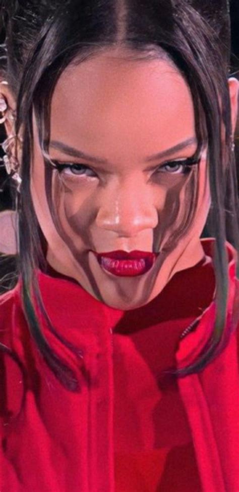 Pin By Sonia On Celebrities In 2023 Rihanna Looks Rihanna Love Rihanna