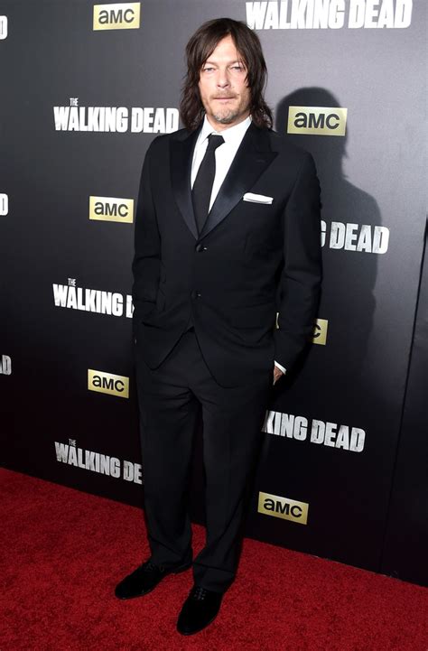 The Walking Dead Star Norman Reedus Bitten By Fan At Zombie Convention