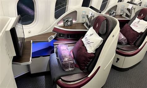 Review Flying Qatar Airways Boeing 787 Business Class From Gatwick To
