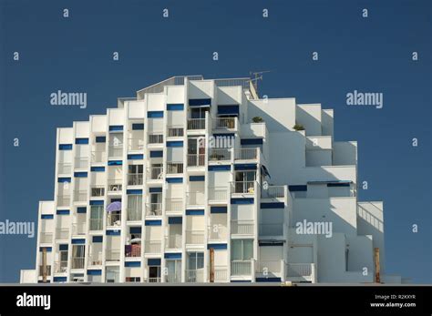 Futuristic Apartment Building Stock Photo Alamy