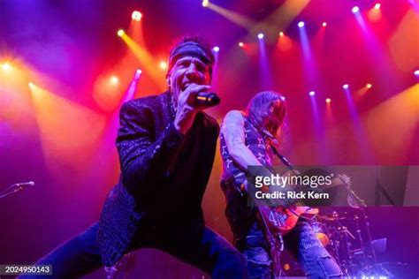 Nuno Bettencourt Photos And Premium High Res Pictures Getty Images