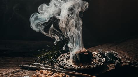All Of The Ins And Outs Of Burning Sage In Your Home