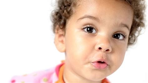 Piensa, ha aprendido y lo que le interesa. Tartamudez En Niños Pequeños - Como Curarla? - Como Dejar De Tartamudear En Una Semana