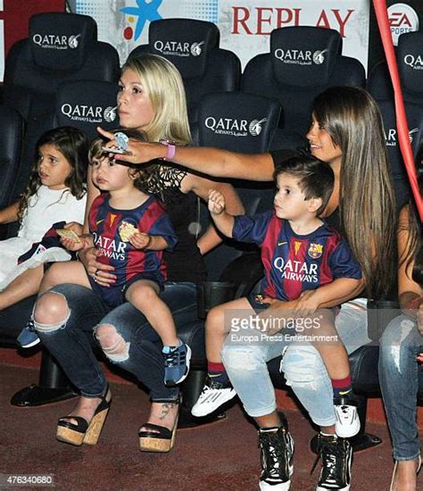 Messi Girlfriend Photos And Premium High Res Pictures Getty Images