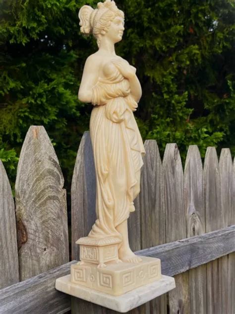 VINTAGE NUDE ROMAN Goddess Italian Resin Statue Sculpture Venus Antonio