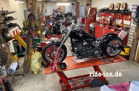 Our team focuses on the development of amateur, top junior and professional riders. Gross Ippener 04.09.2020 - Harley Davidson Umbauten: Ride-Inn