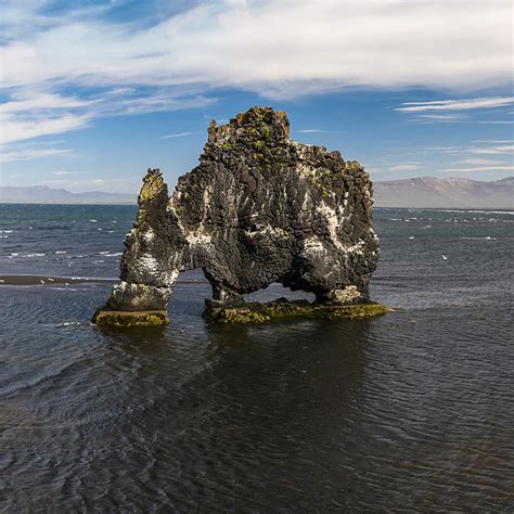 Hvítserkur • Iceland 360 Vr