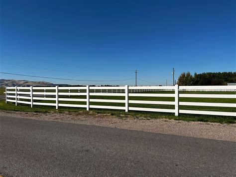 4 Rail Vinyl Horse Fence Wholesale Vinyl Fencing