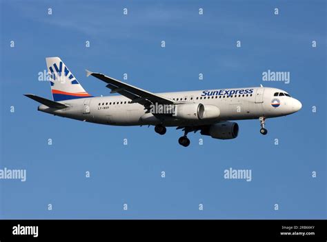 An Airbus A320 Of Sunexpress Leased From Avion Express Approaches