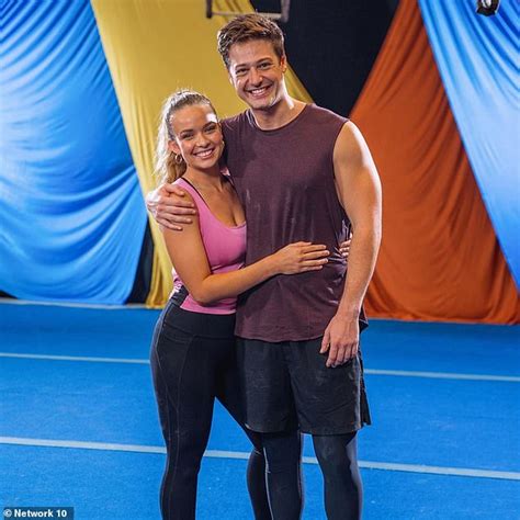 Bachelor S Abbie Chatfield Led On By Matt Agnew And Crew Daily Mail Online