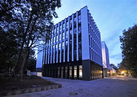 Die fahrenholz haus & technik gmbh in hambergen ist seit mehr als 20 jahren aus heizungstechnik, elektro, sanitär und klempnerarbeiten in und am haus spezialisiert. Hochschule Karlsruhe - Technik und Wirtschaft (HsKA)