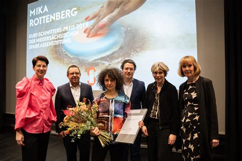 Mika Rottenberg erhält den Kurt Schwitters Preis NSKS