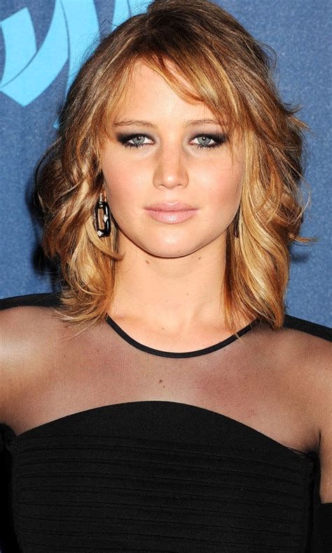 Picture Of Inspiring Celebrities Short Hairstyles 1