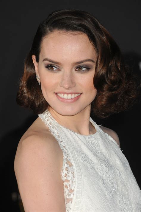 Star Wars The Force Awakens Los Angeles Premiere December 14 2015 Daisy Ridley Photo