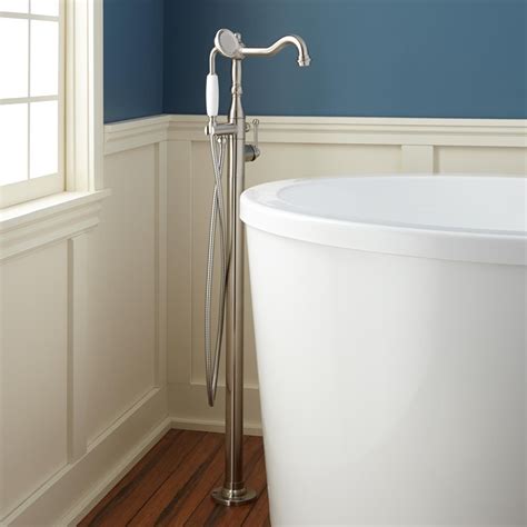 Via colis standard avec postes canada. Sidonie Freestanding Tub Faucet with Hand Shower - Bathroom