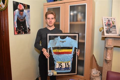Ilan van wilder (born 14 may 2000) is a road racing cyclist who competes internationally for belgium. Ilan Van Wilder 'beste belofte' - Goeiedag