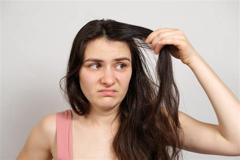 هل شعرك دهني نصائح فعالة للتخلص من الطبقة الدهنية IFARASHA