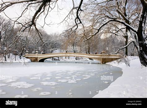Bow Bridge On Central Park Lake In Winter Manhattan New York City