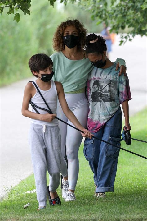 Find the perfect jennifer lopez kids stock photos and editorial news pictures from getty images. Jennifer Lopez in a White Leggings Walks Out with Her ...