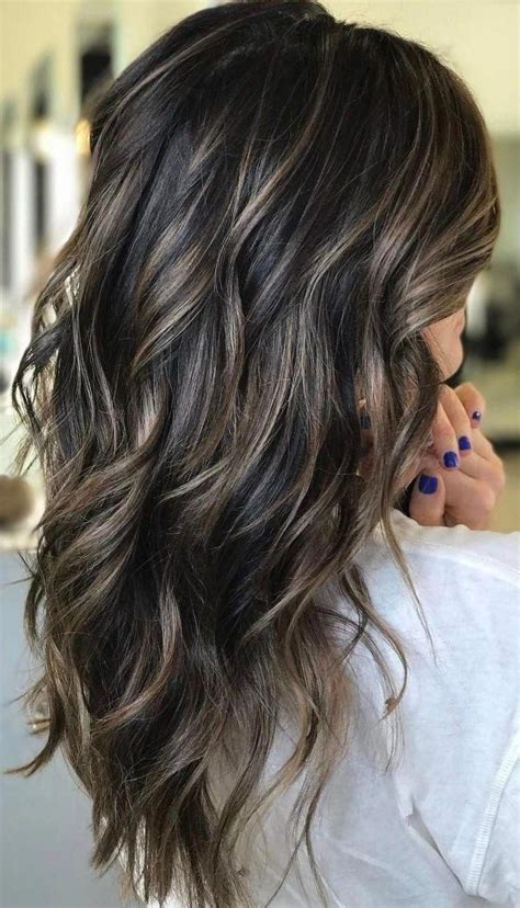 Don't let your hair age. 37 Hair Colour Trends 2019 for Dark Skin That Make You Look Younger - Hair Colour Style # ...