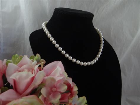 Vintage Faux Pearl Necklace With Gold Tone Clasp Mid Century Retro