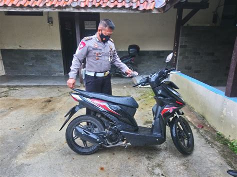Mendadak Tewas Di Atas Sepeda Motor Radar Cirebon Premium