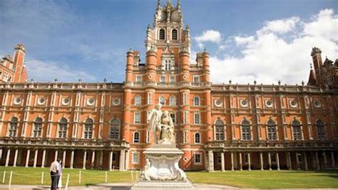 Royal Holloway Moves Up In The Guardian University League Table 2022