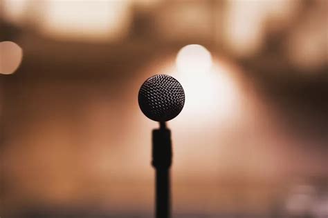 Contoh Pembukaan Pidato Yang Menarik Dan Cara Menyusun Pembukaan Pidato