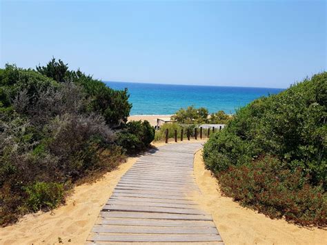 The culture of costa navarino dates back 4500 years to the bronze age and mycenean civilization. "Strand" The Westin Resort Costa Navarino (Romanos ...