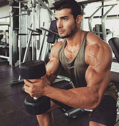 The Best Inspiring Fitness Guys To Follow On Instagram Mens Fitness