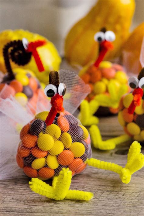 Gorgeous, edible decorations for the christmas tree which will delight your children. Thanksgiving Turkey Treats - Clean and Scentsible