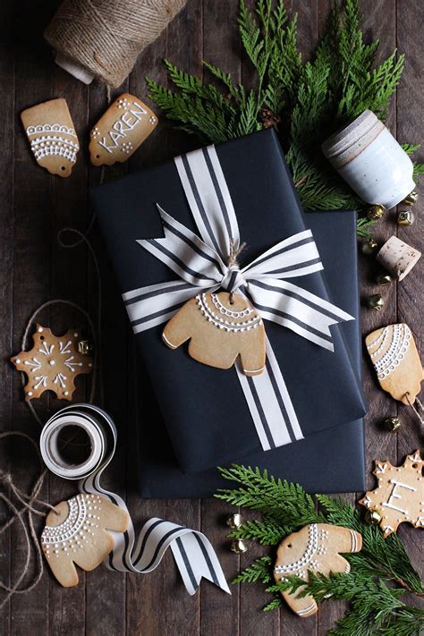 Fun Ways To Gift Wrap This Christmas ExpatGo