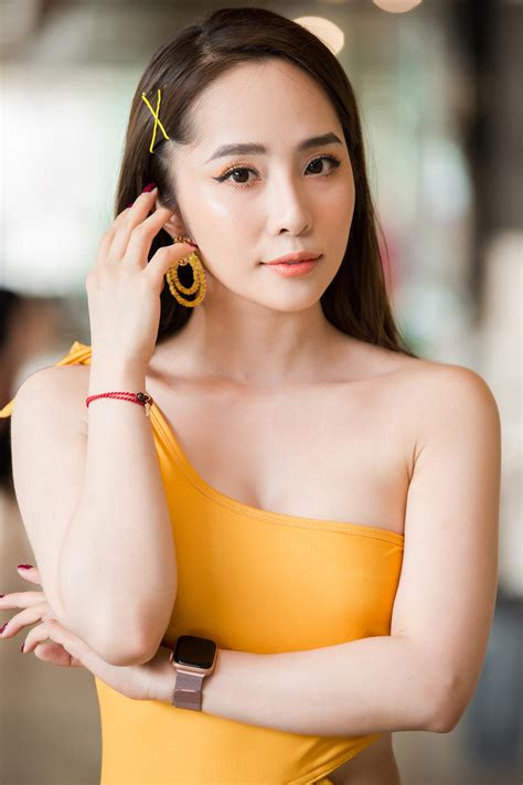 Tàu nga 'đột phá' khu vực mỹ thử tên lửa siêu thanh. Cá sấu chúa Quỳnh Nga gợi cảm sau khi ly hôn