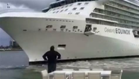 Cruising For A Bruising Ship Almost Crashes Into Florida Home Newshub