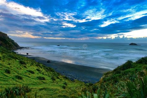 Baia Scenica A Muriwai In Nuova Zelanda Immagine Stock Immagine Di