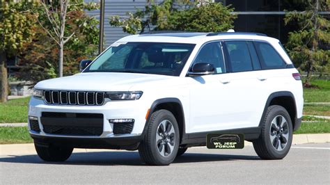 Caught Export 2022 Jeep® Grand Cherokee Limited 4xe Mopar Insiders