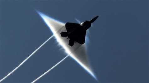 Aircraft Military F 22 Raptor Contrails Sound Barrier