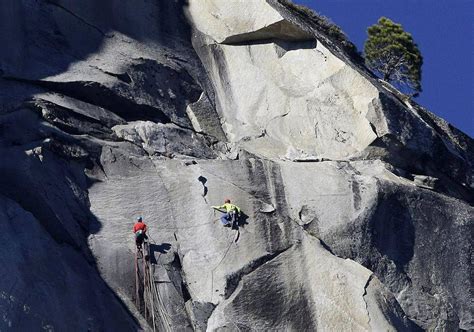 Two Men Triumph In Worlds Hardest Climb Up Sheer Wall Of Yosemites El Capitan The Globe And Mail