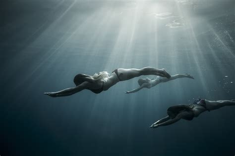 Women Underwater Diving Bikini 2048x1365 Wallpaper Wallhavencc