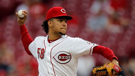 Reds pitcher Luis Castillo bounces back in loss to Brewers